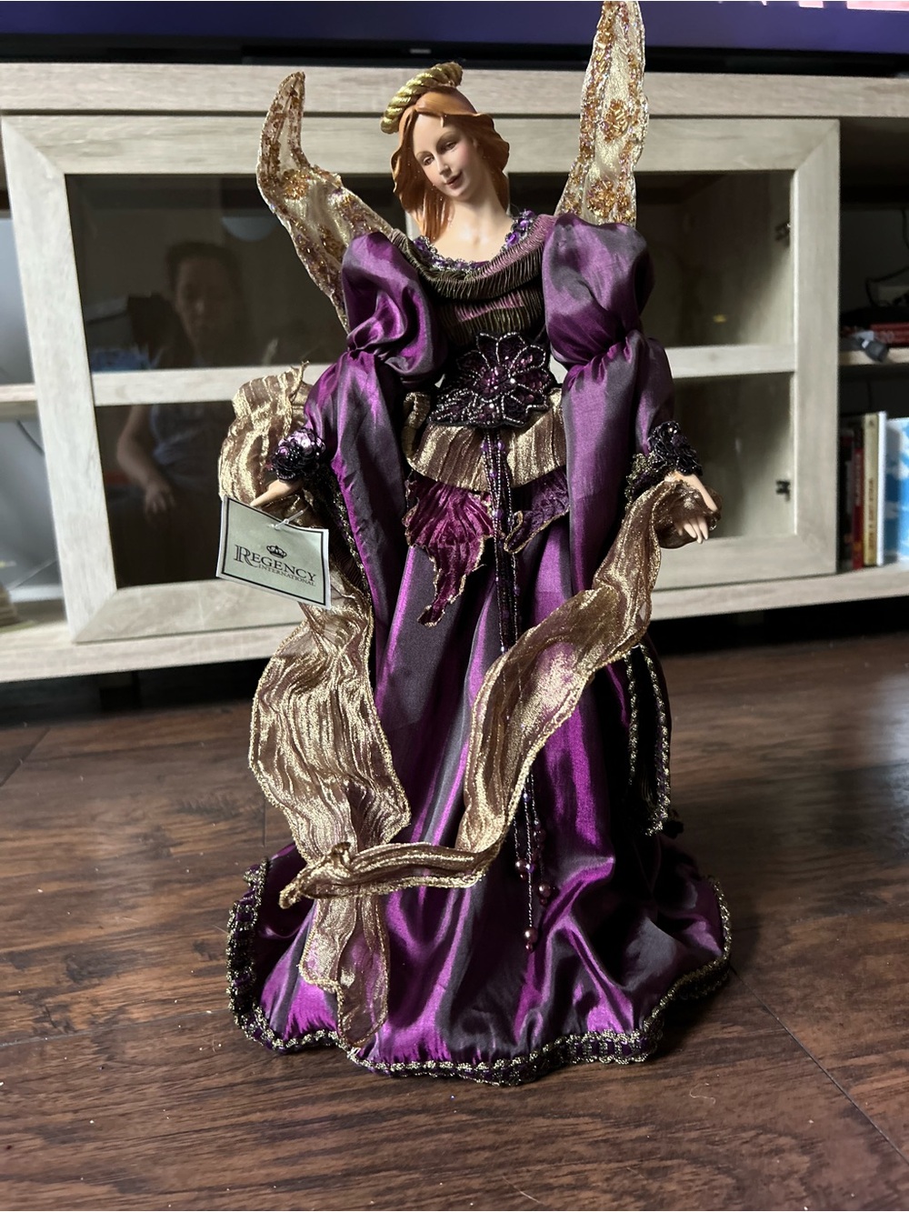 Regency, Angel Tree Topper - Picture 2 of 16